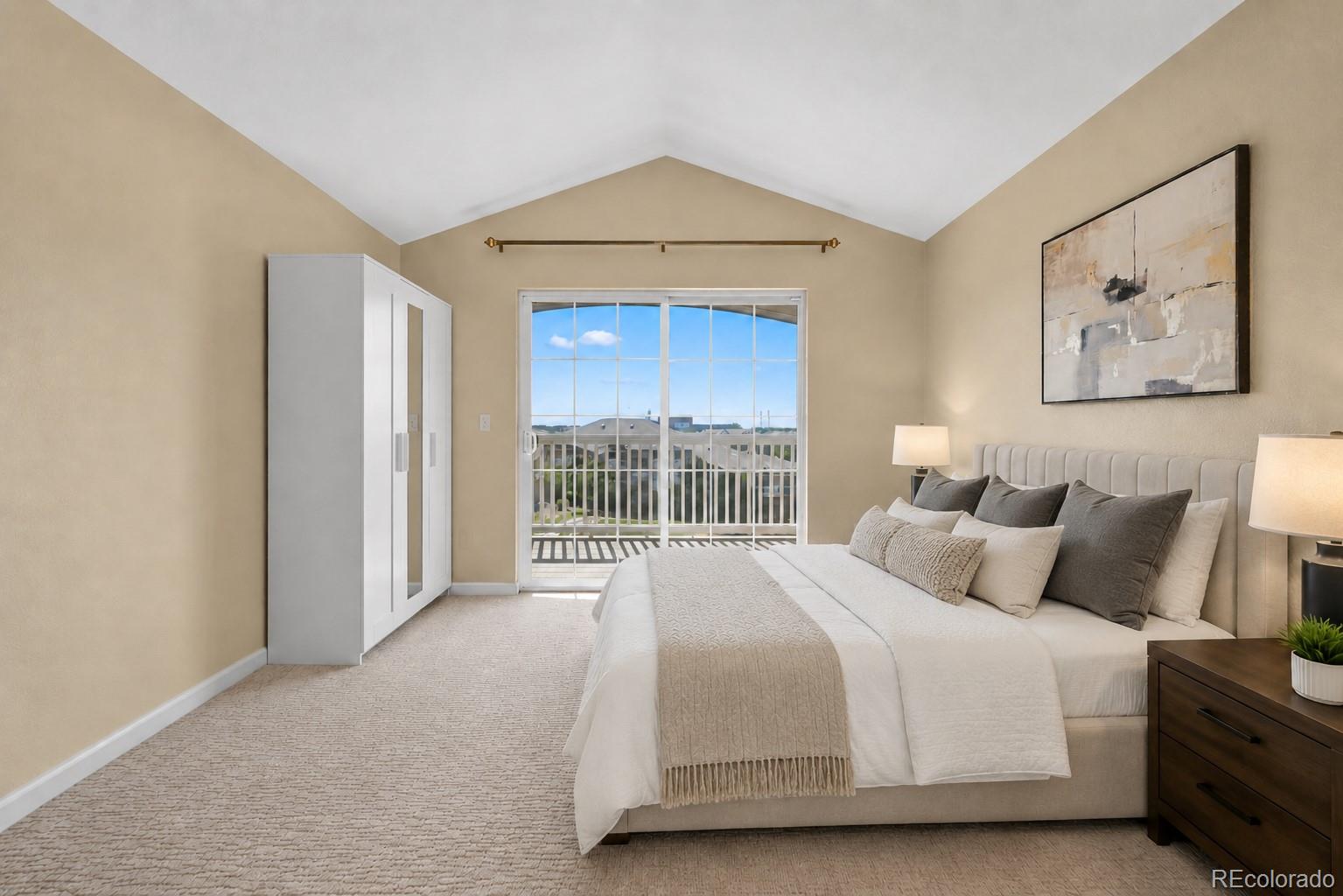 7440 S Blackhawk Street Unit: 4-305
