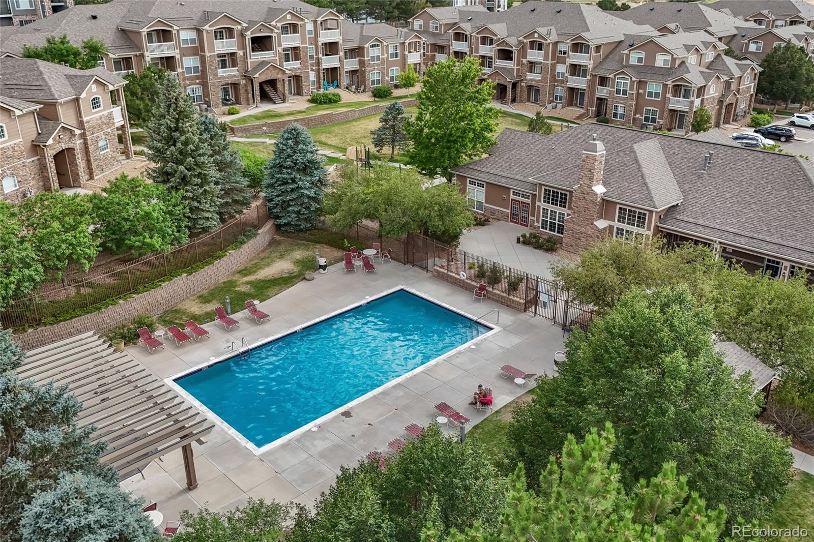 7440 S Blackhawk Street Unit: 4-305