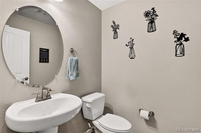 24817 E Calhoun Place Unit: B