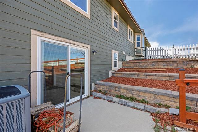 2420 Holmes Court