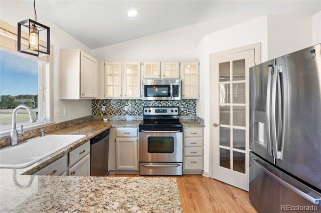2420 Holmes Court