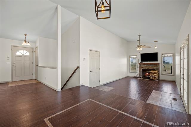 2420 Holmes Court