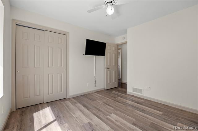 2420 Holmes Court