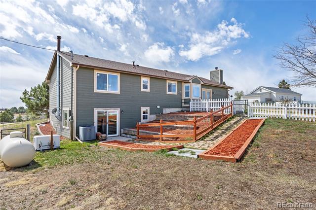 2420 Holmes Court