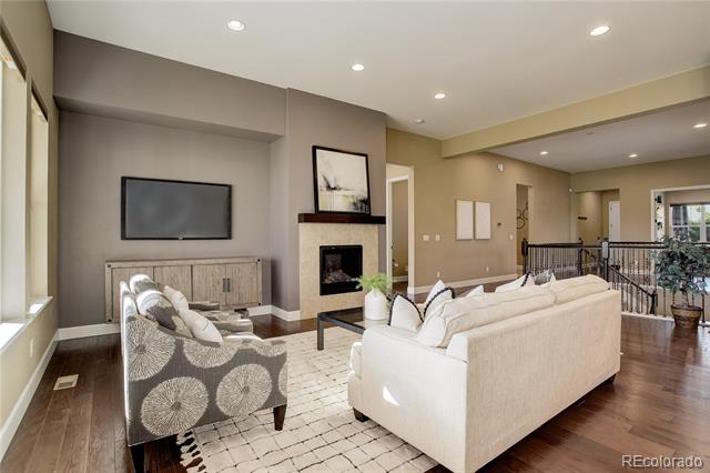10233 Fort Worth Court