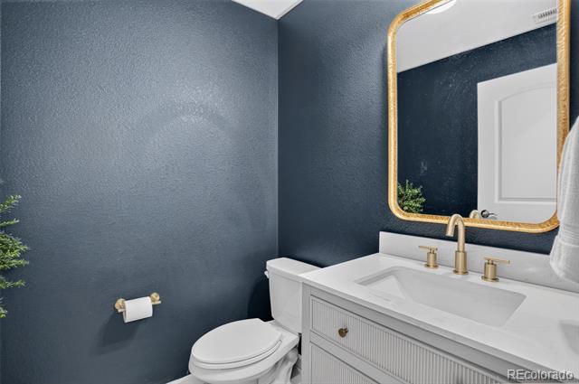 24847 E Calhoun Place Unit: B