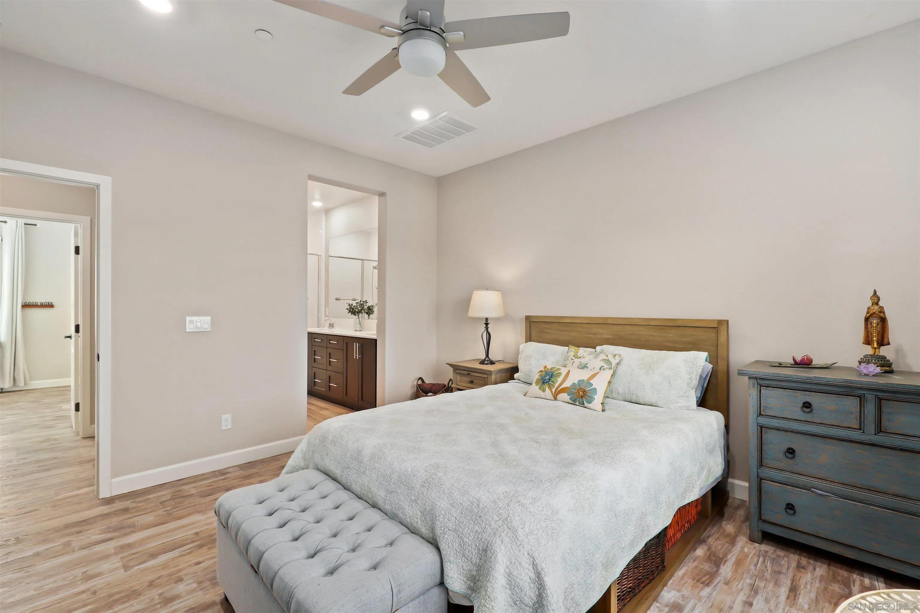 11009 Evelyn Way