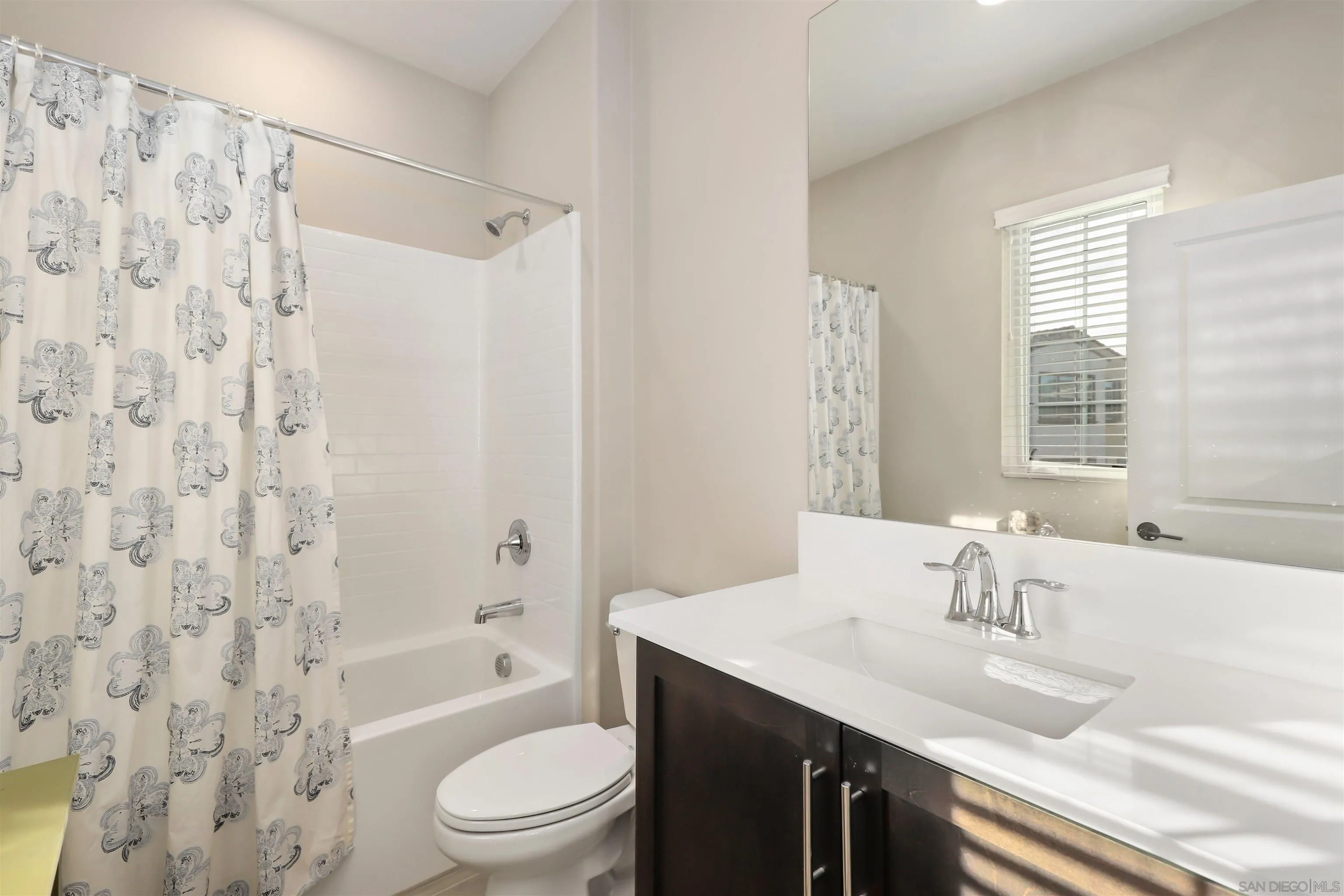 11009 Evelyn Way