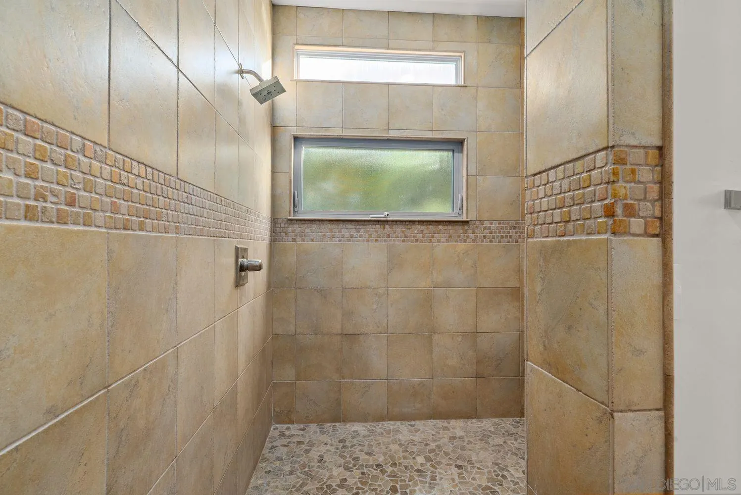 4622 Rhode Island St