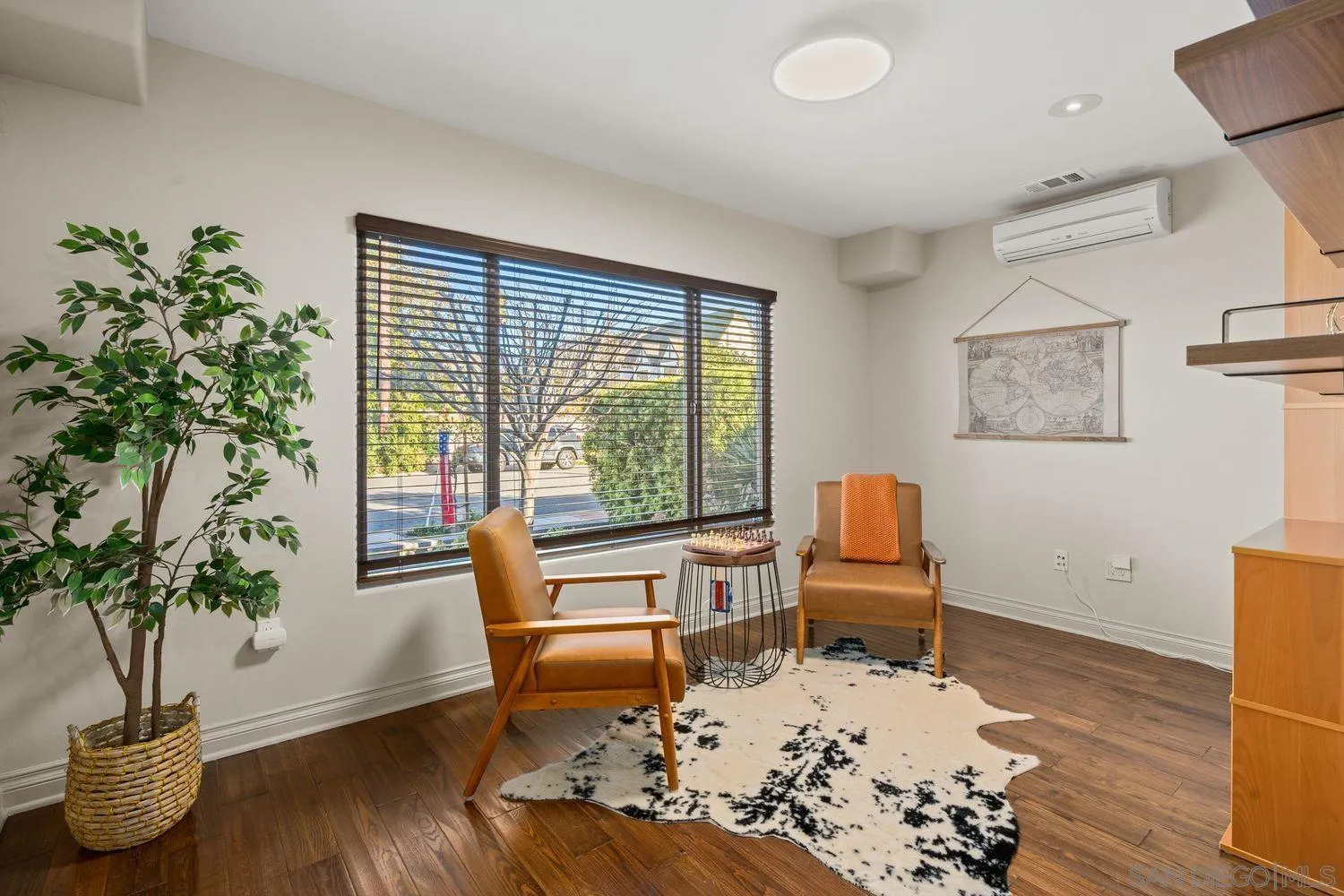 4622 Rhode Island St