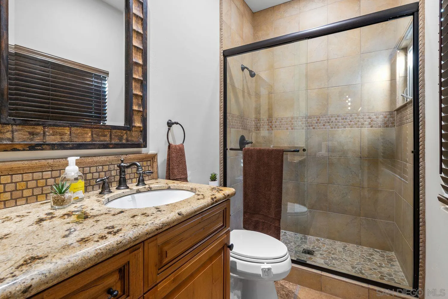 4622 Rhode Island St