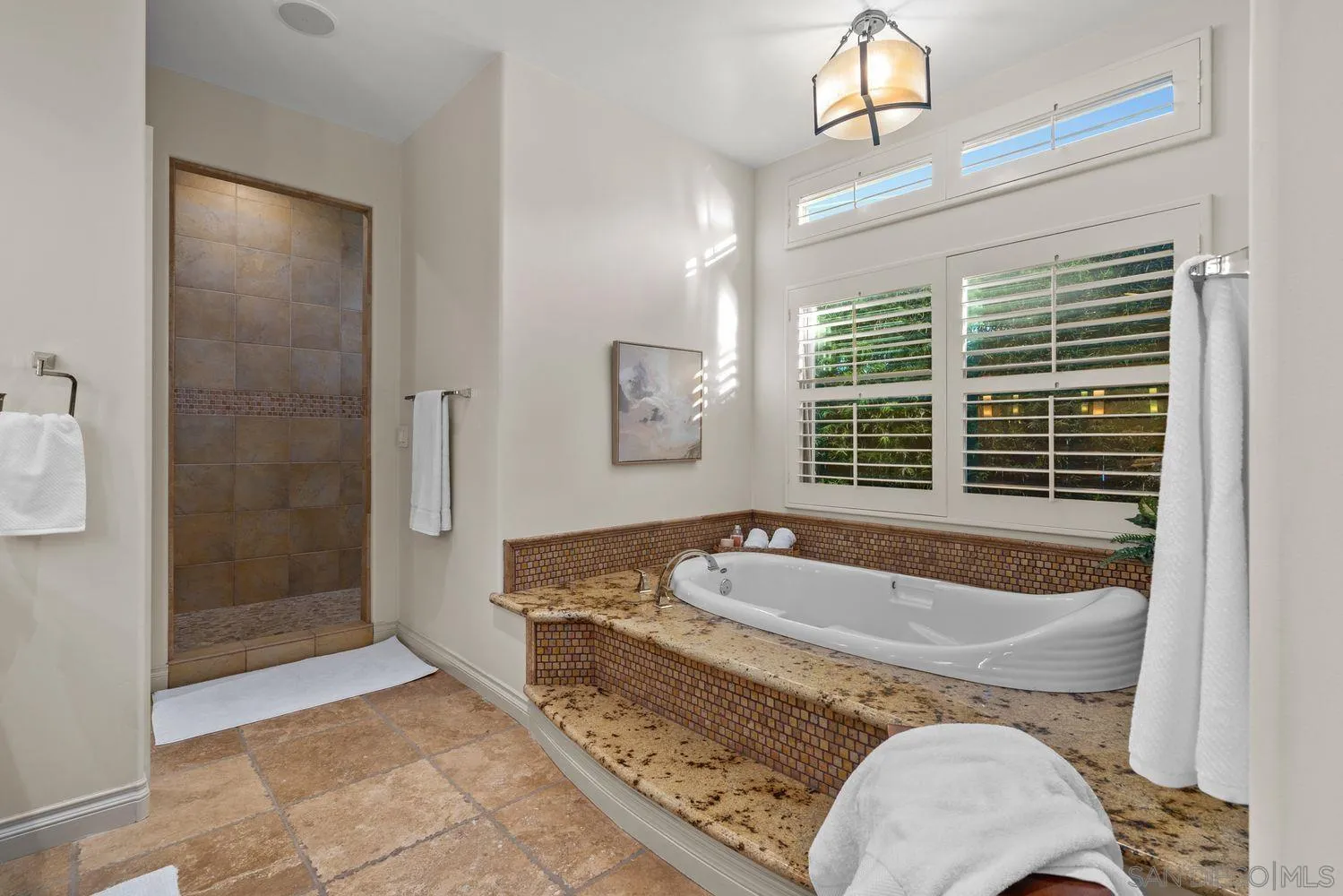 4622 Rhode Island St