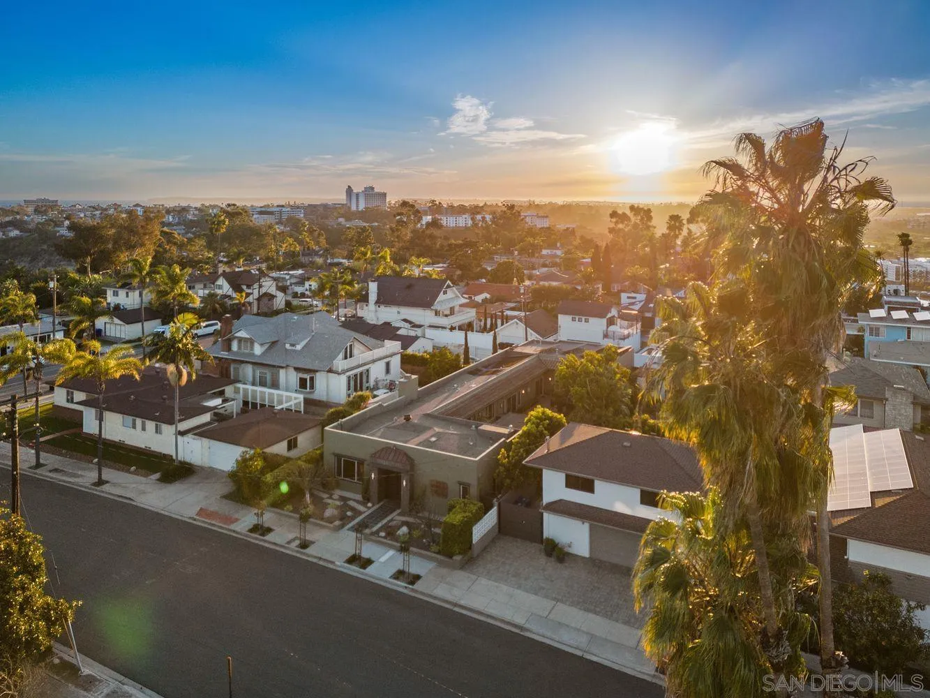 4622 Rhode Island St