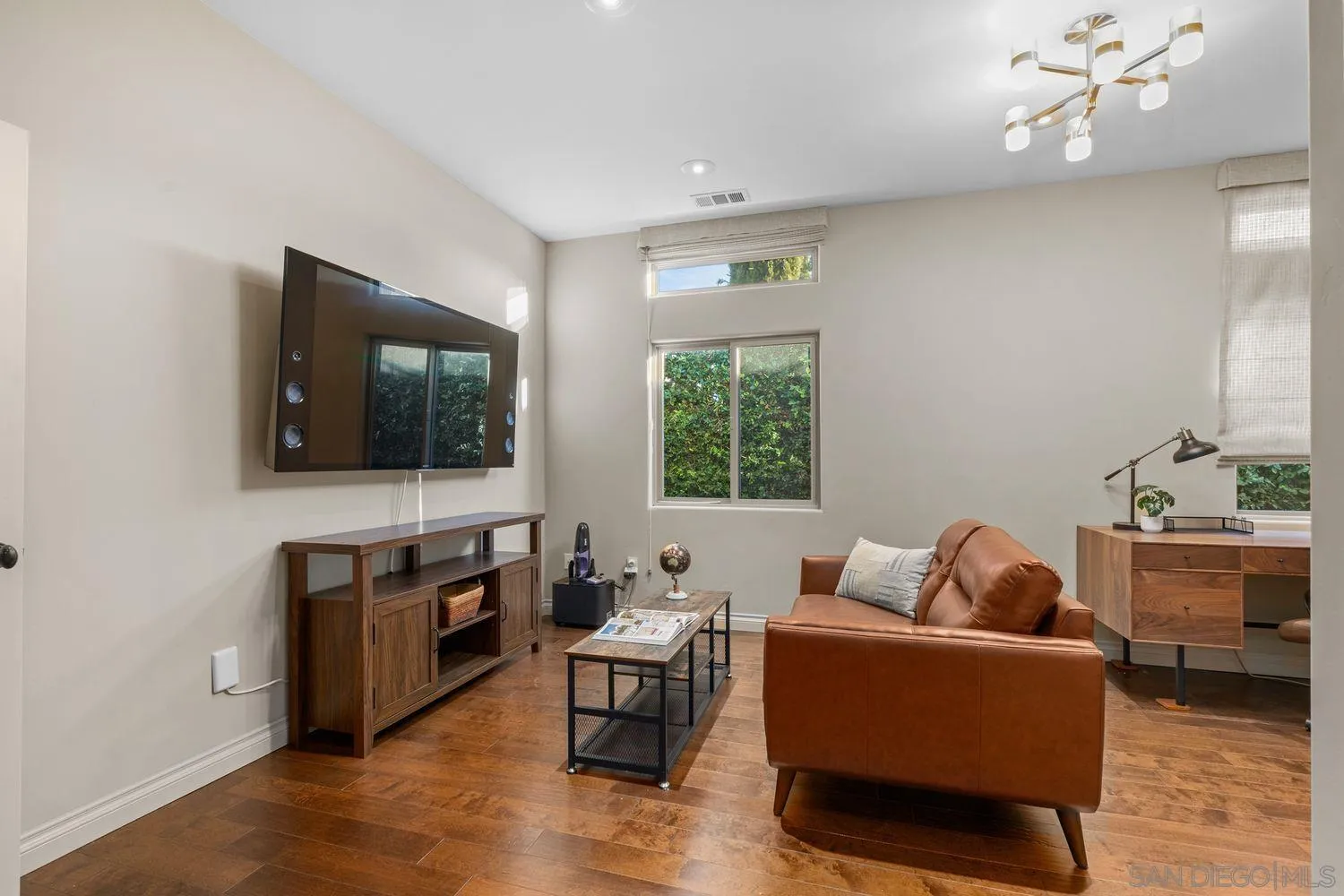 4622 Rhode Island St