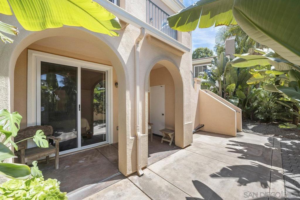 11259 Carmel Creek Rd
