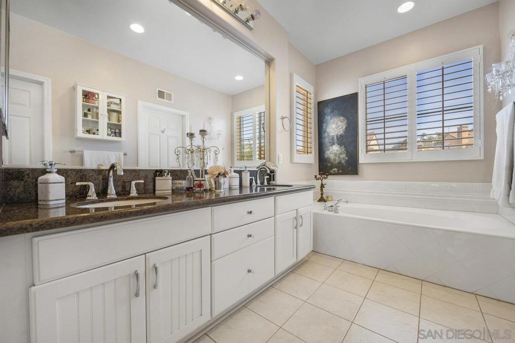 11259 Carmel Creek Rd
