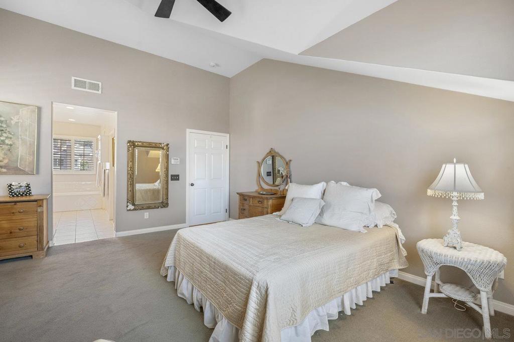 11259 Carmel Creek Rd