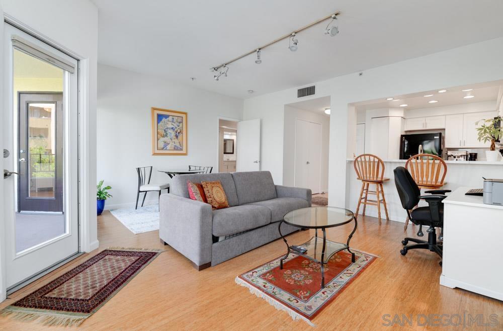 655 Columbia St 303