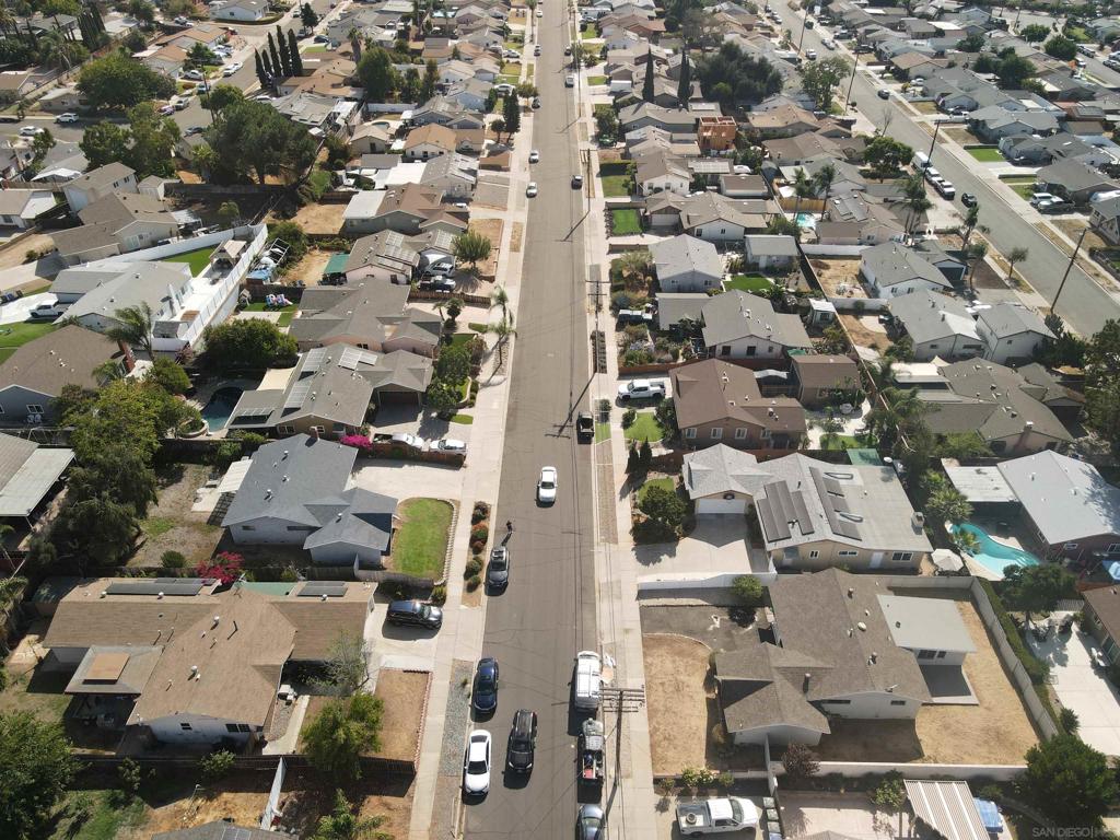 812 Alveda Ave