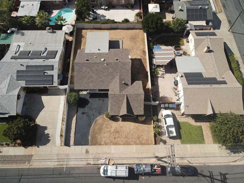 812 Alveda Ave