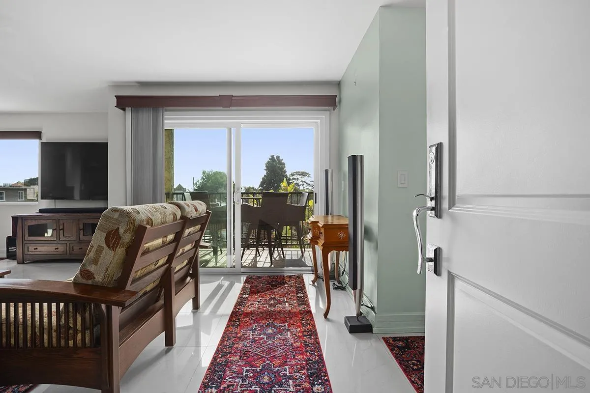 836 W Pennsylvania Ave Unit 217