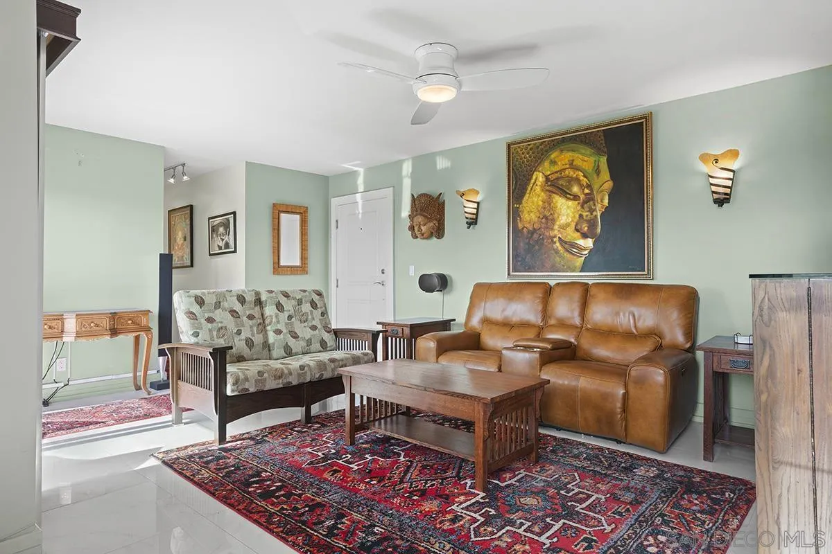 836 W Pennsylvania Ave Unit 217