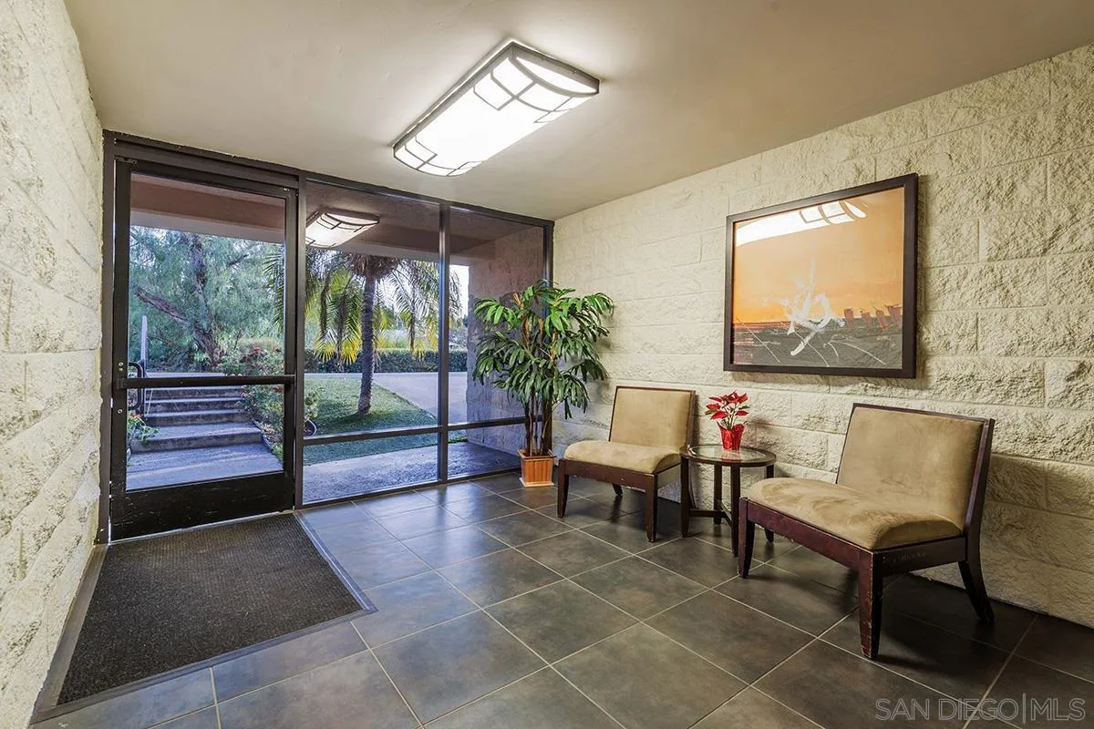 836 W Pennsylvania Ave Unit 217