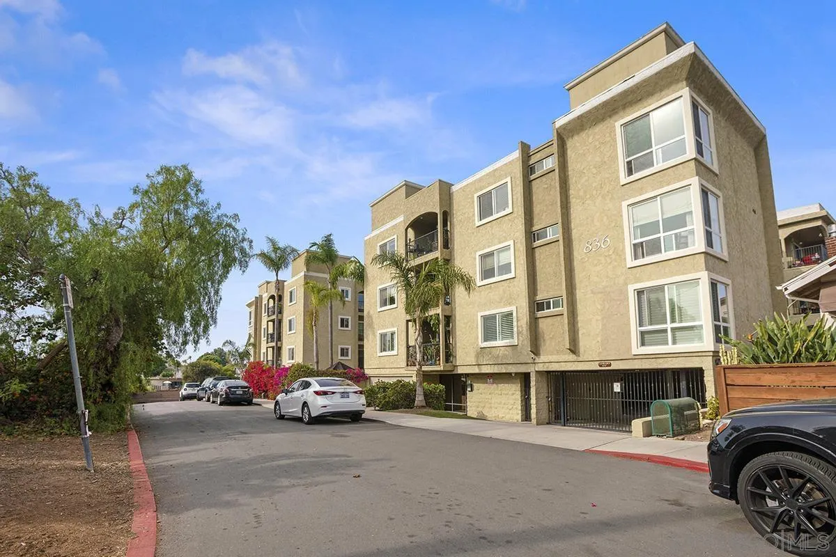 836 W Pennsylvania Ave Unit 217
