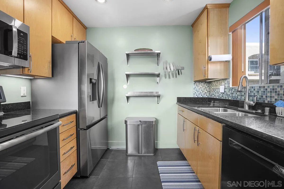 836 W Pennsylvania Ave Unit 217