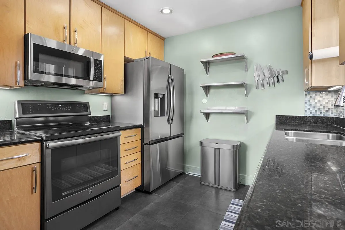 836 W Pennsylvania Ave Unit 217