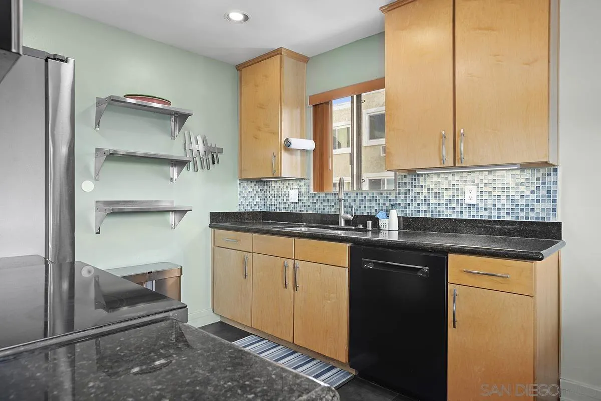 836 W Pennsylvania Ave Unit 217