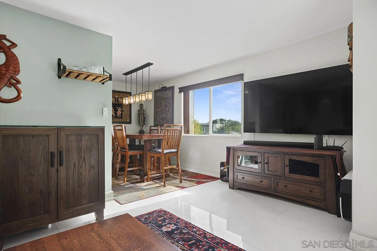836 W Pennsylvania Ave Unit 217
