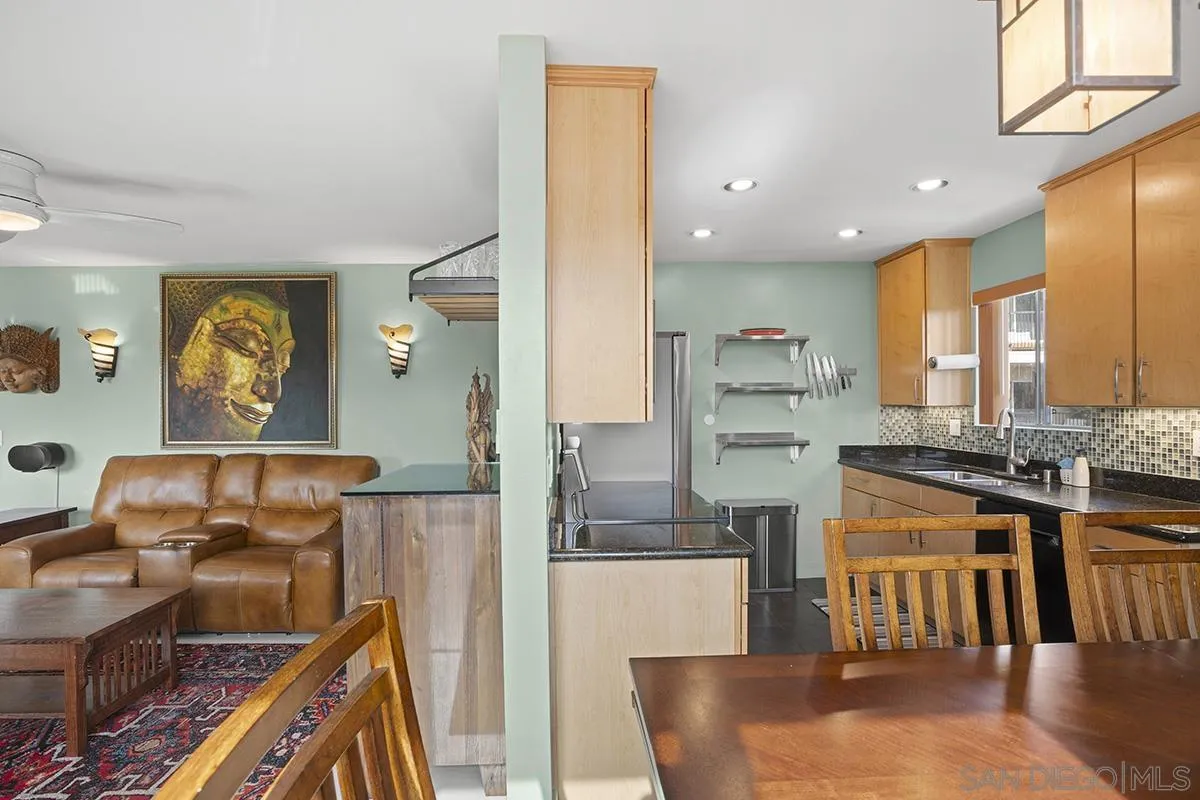 836 W Pennsylvania Ave Unit 217