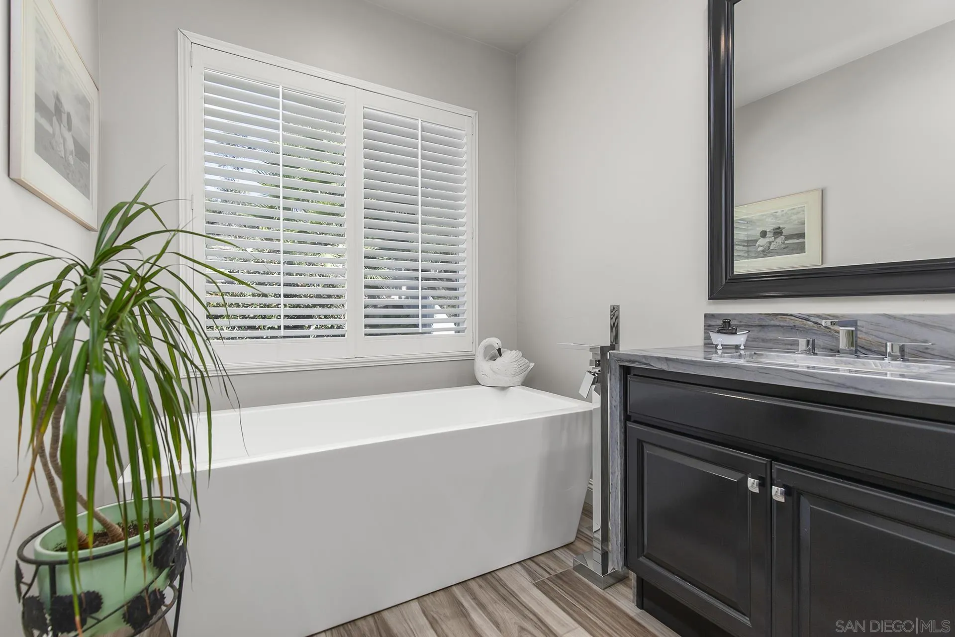14460 Kentfield Pl