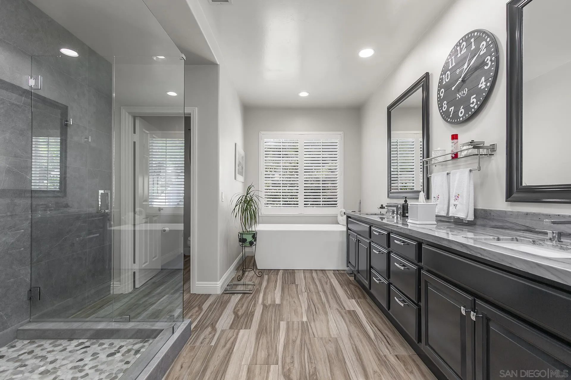 14460 Kentfield Pl