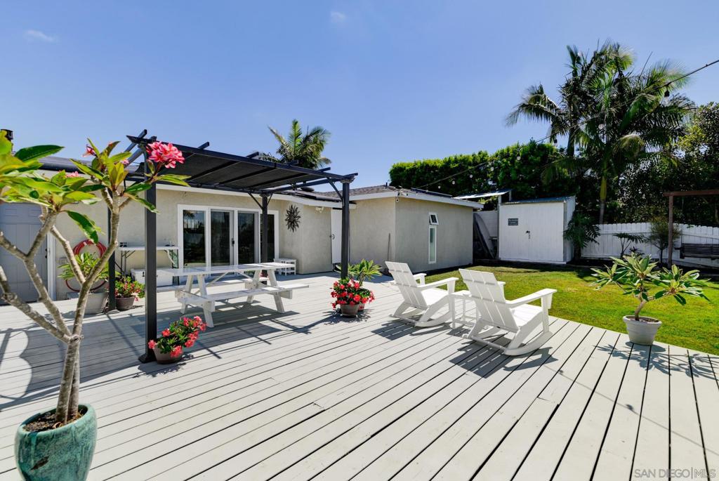 3111 Haidas Ave
