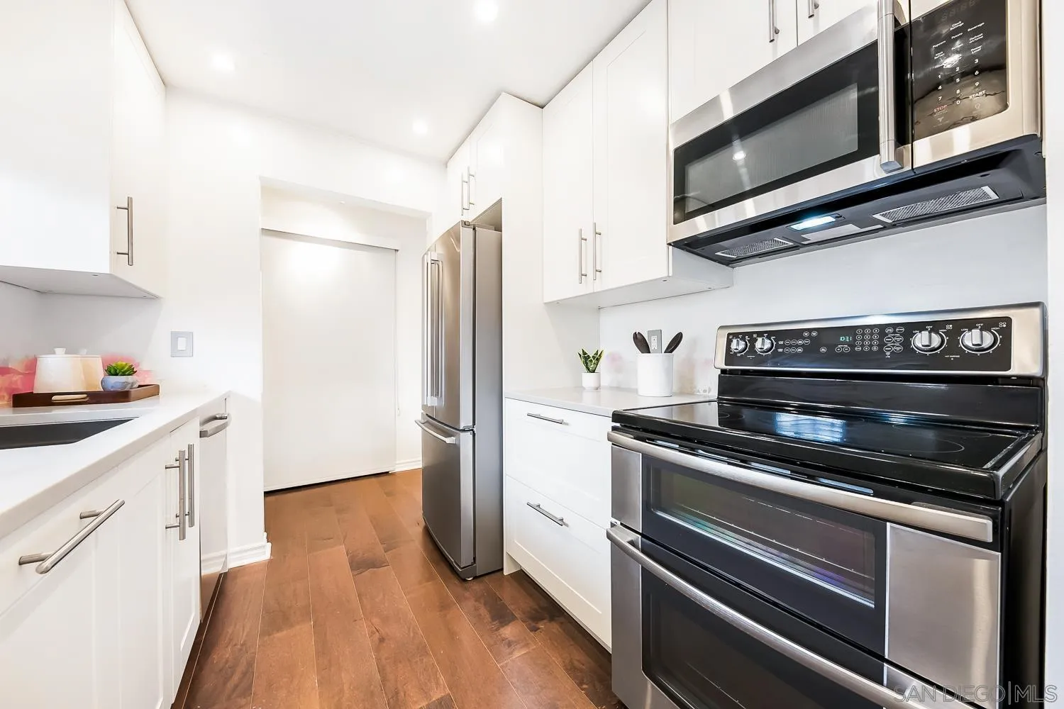 2530 Clairemont Unit 301