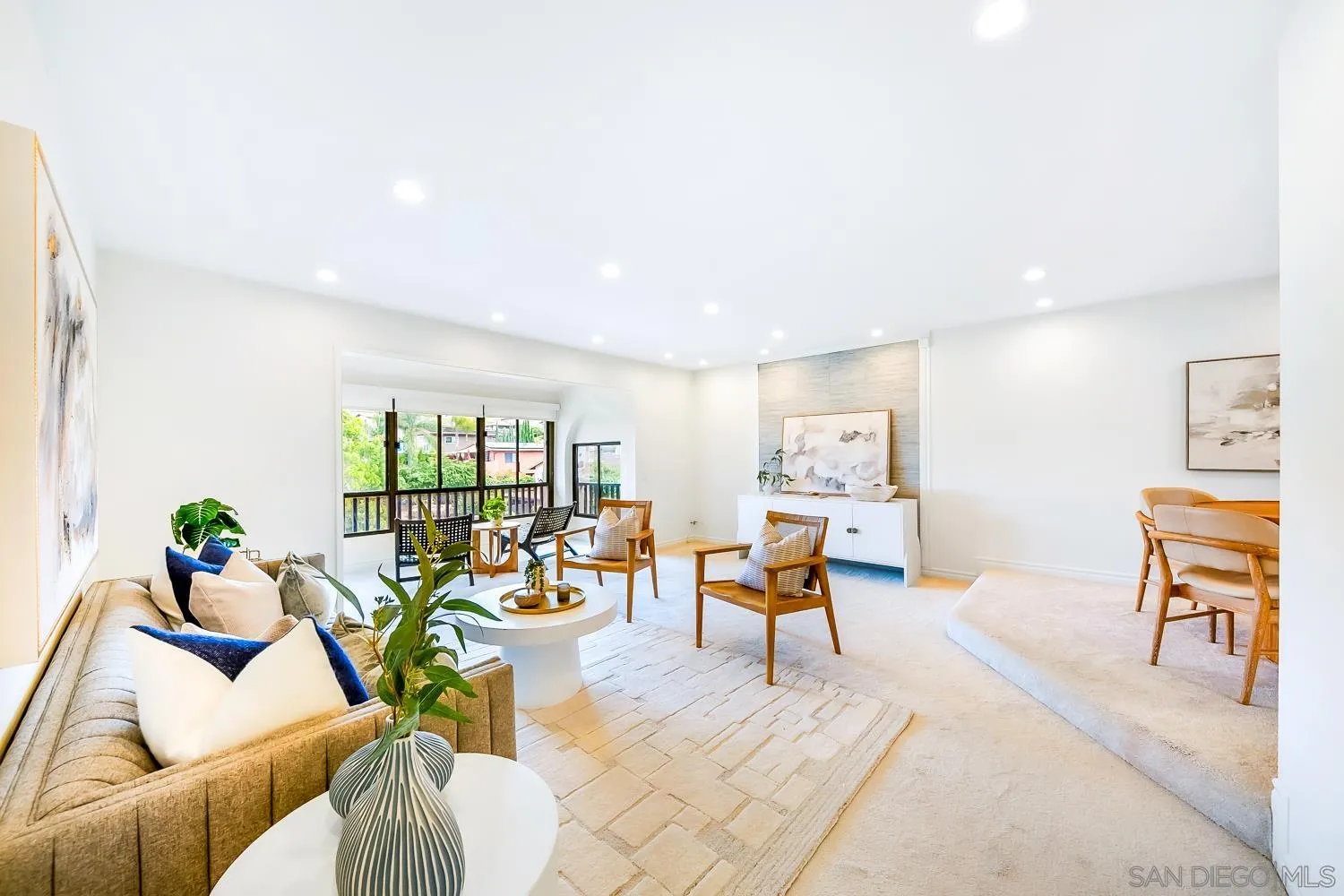 2530 Clairemont Unit 301