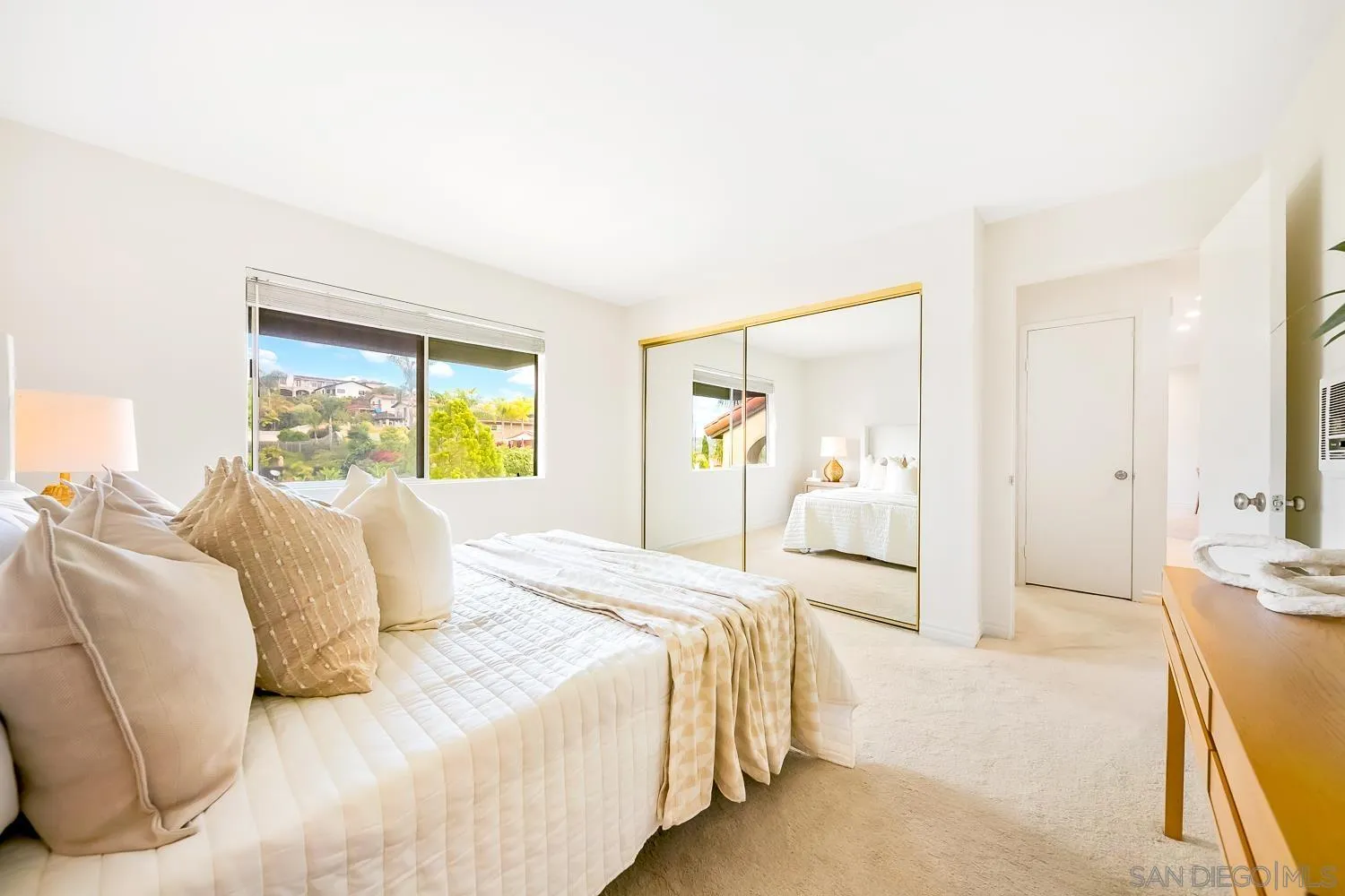 2530 Clairemont Unit 301