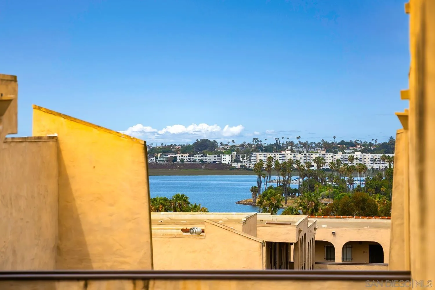 2530 Clairemont Unit 301