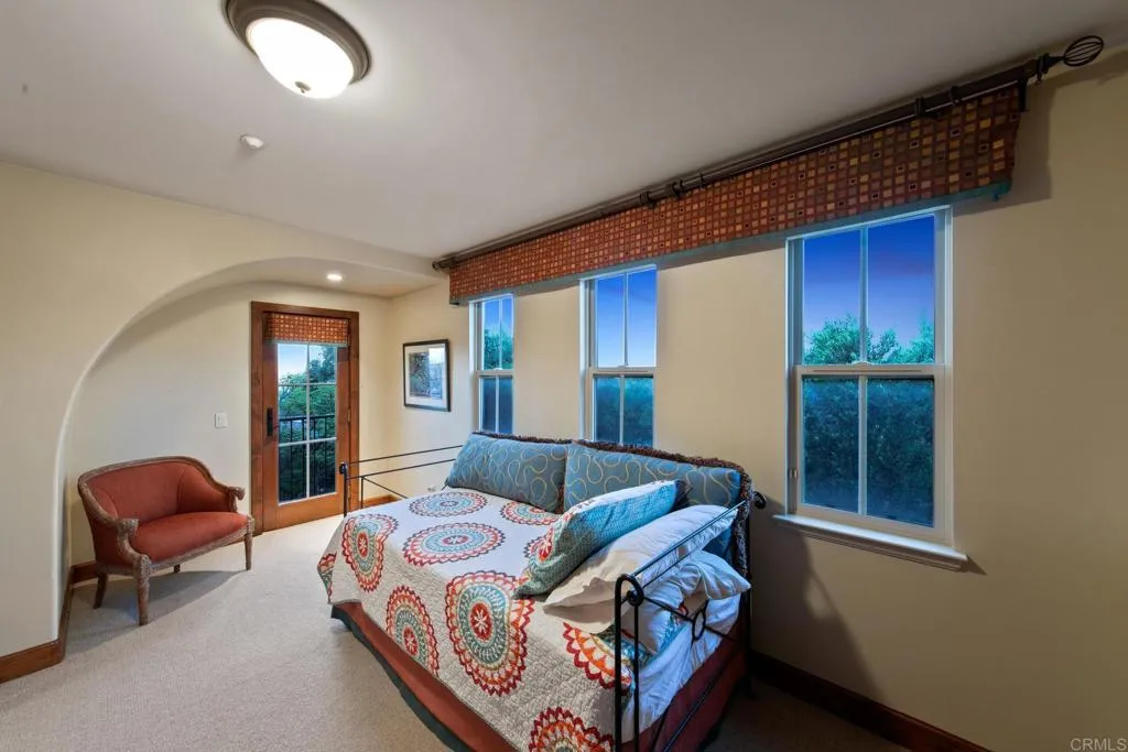 8419 Run Of The Knolls