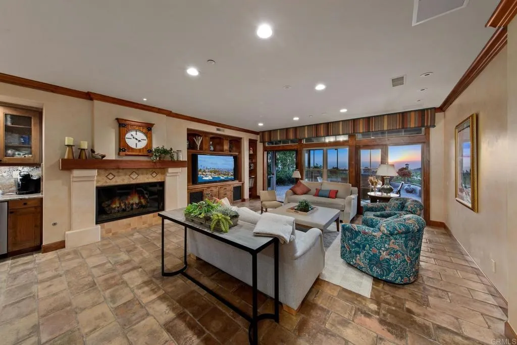 8419 Run Of The Knolls