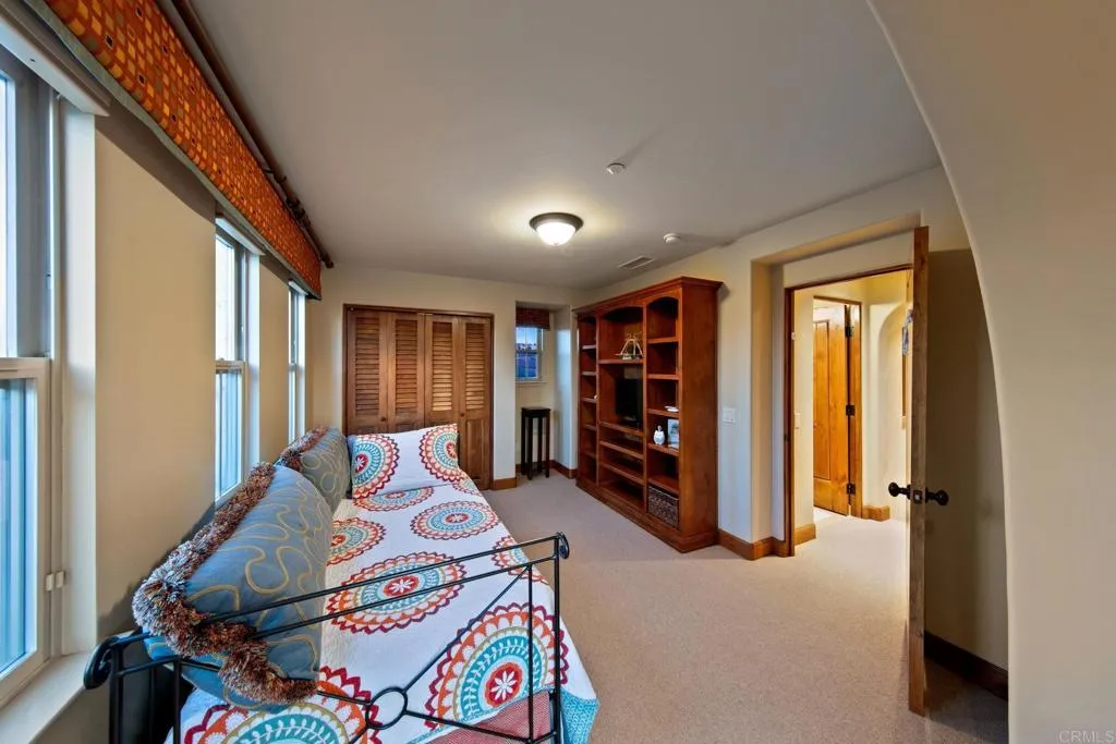 8419 Run Of The Knolls