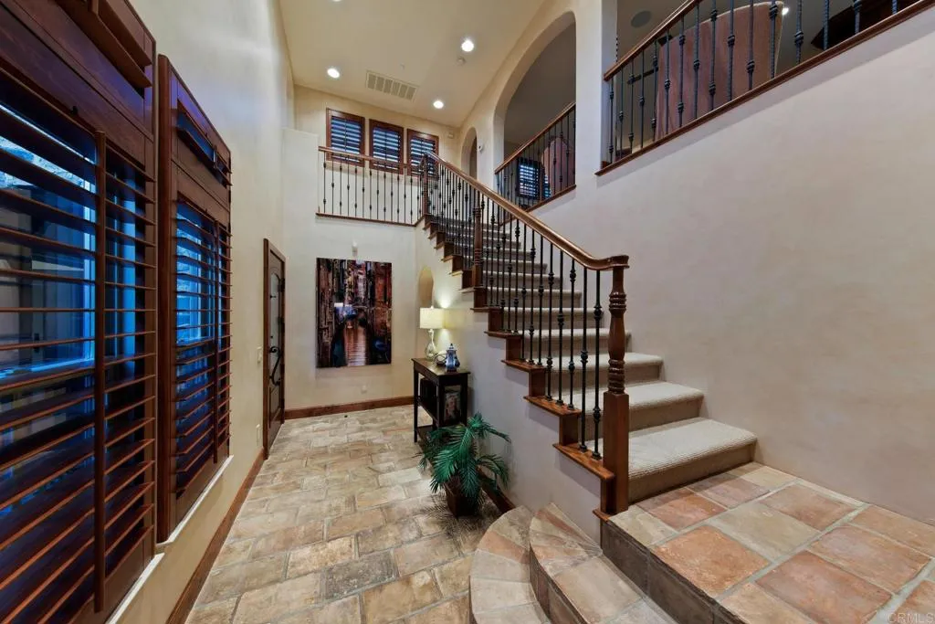 8419 Run Of The Knolls