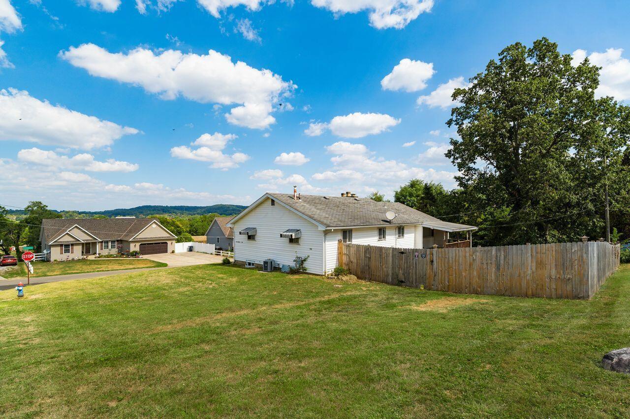 552 Summitview Drive