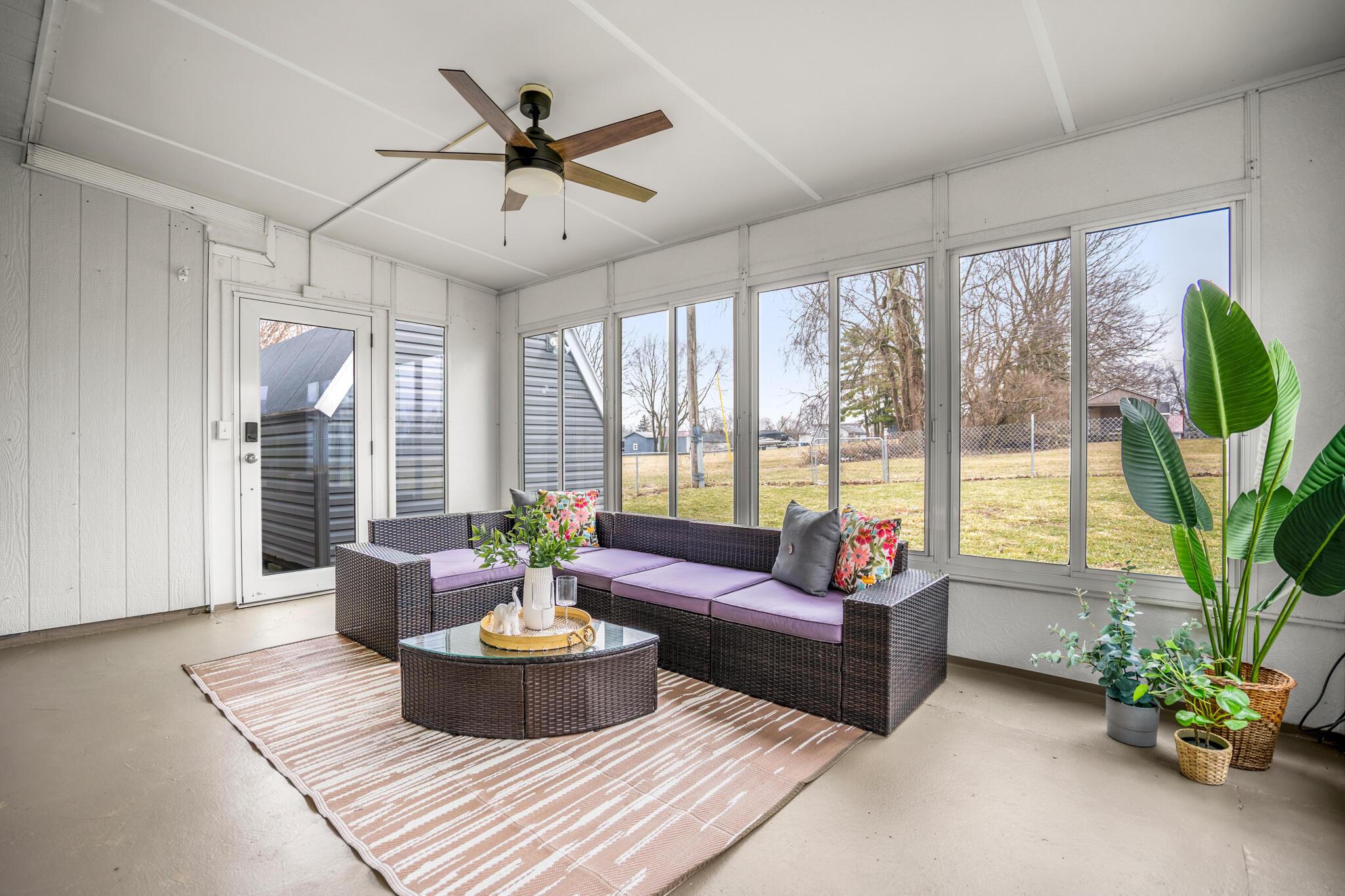 1121 W Sandusky Avenue