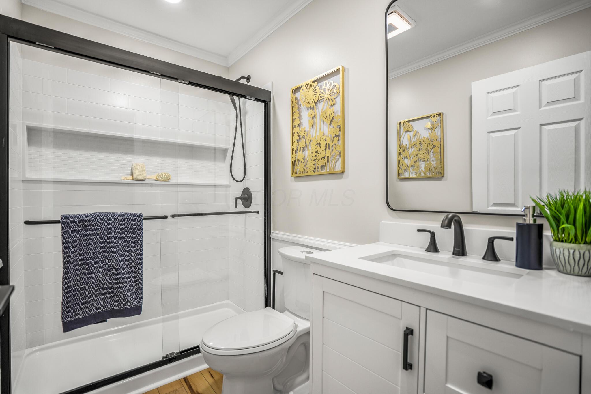 1121 W Sandusky Avenue