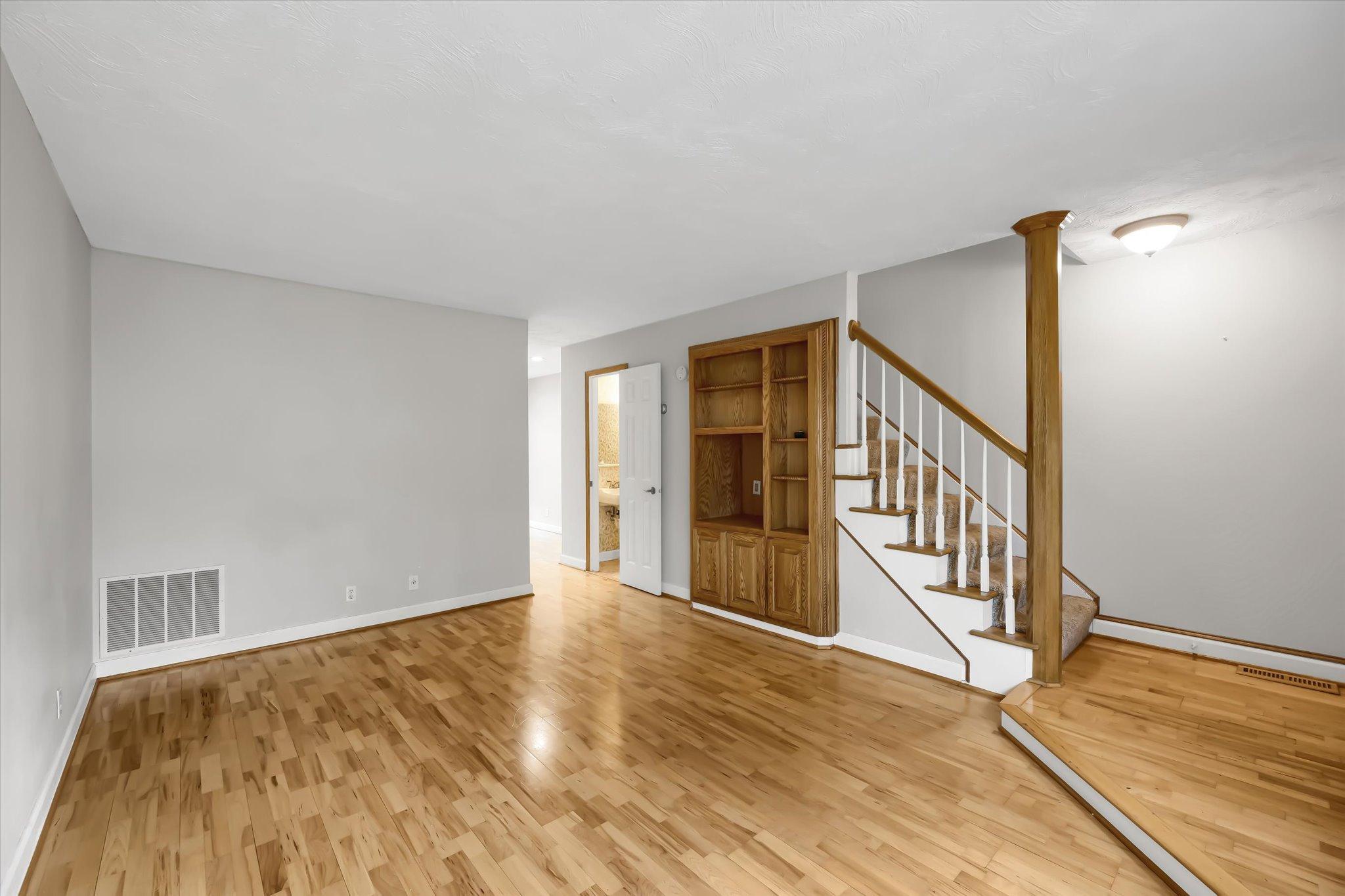 6377 Barrie Road