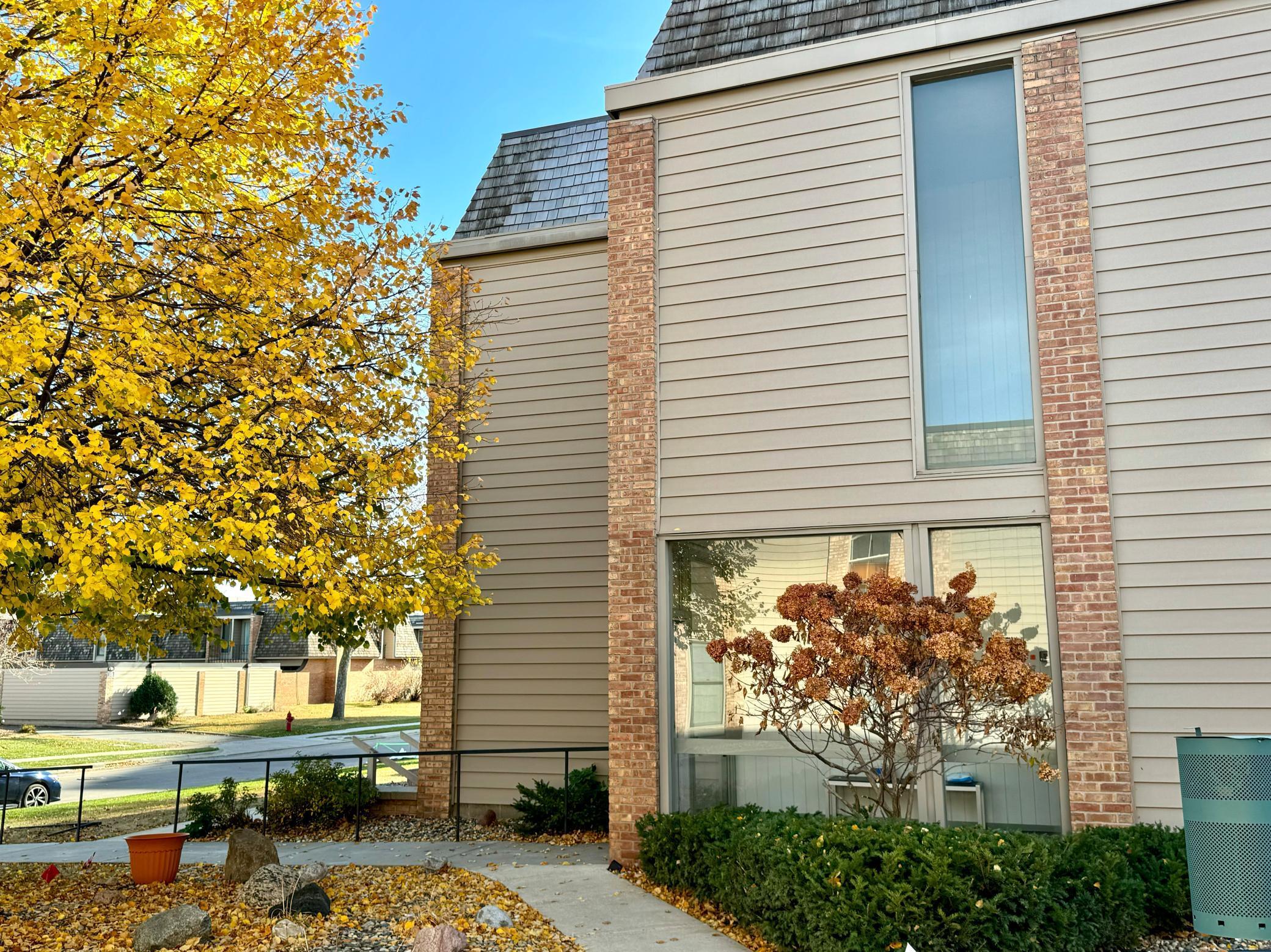 6328 Barrie Road Unit: 2A