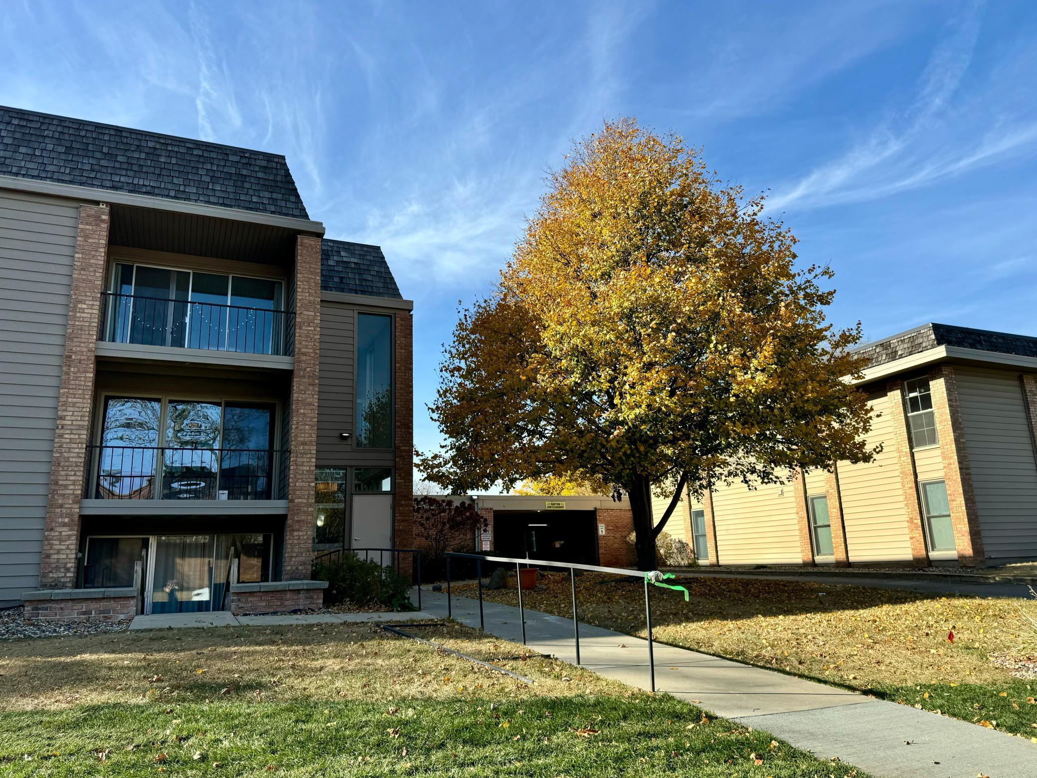 6328 Barrie Road Unit: 2A